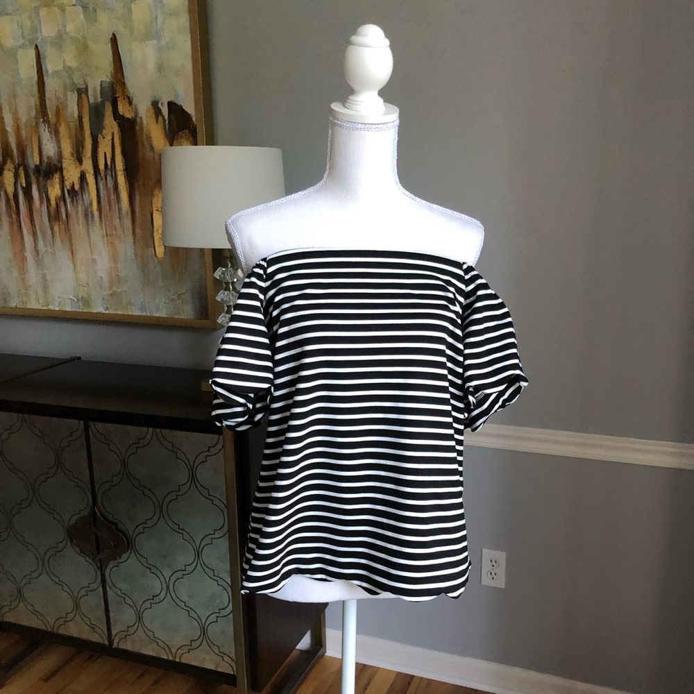 Banana Republic off the shoulder striped top